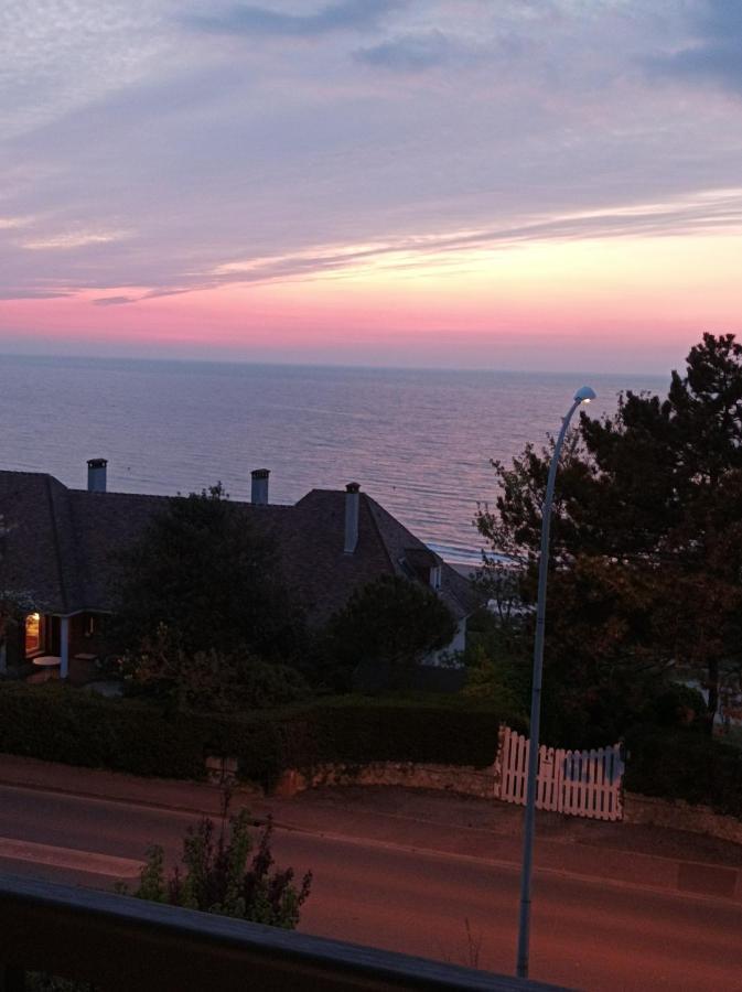 Le Cottage Vue Mer Bénerville-sur-Mer Exterior foto